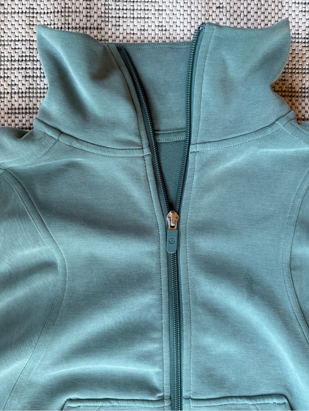 Lululemon Women's Brushed Softstreme Funnel-Neck Zip Up Jacket size 2